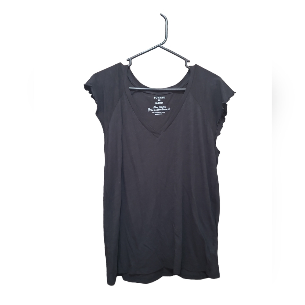 🌻Torrid Women's vneck Black Blouse